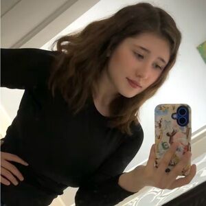 Meet your Posher, Alyssa